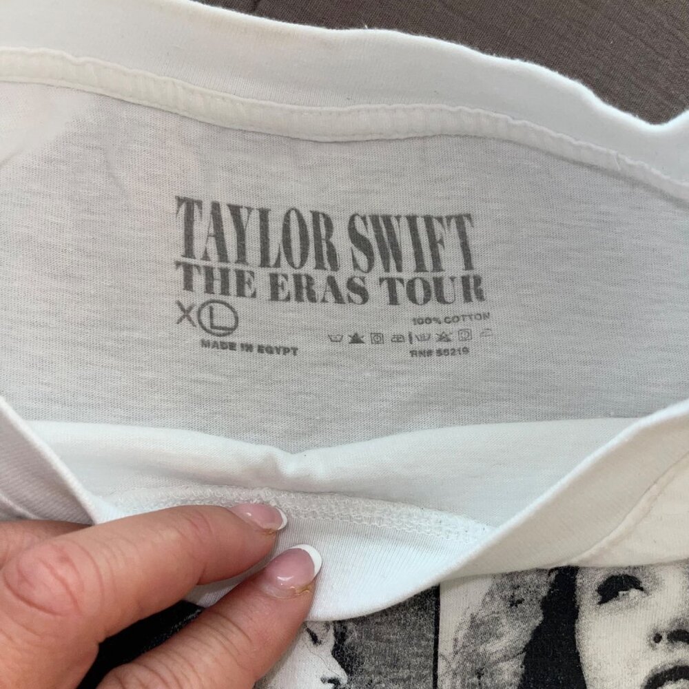 Taylor Swift Womens Tee Shirt Size XL White The Eras Tour Concert Pure Cotton - Picture 6 of 7